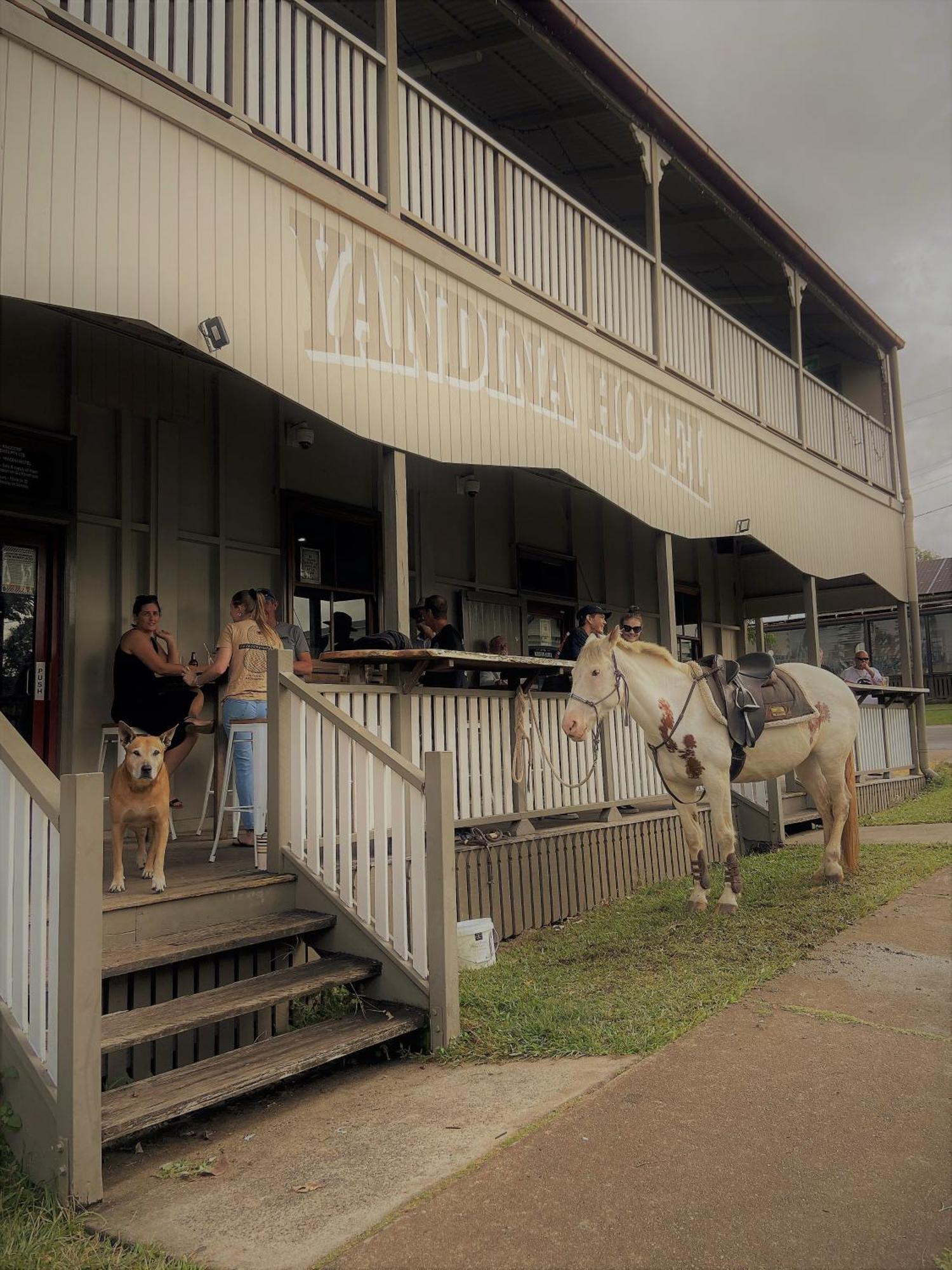 Yandina Hotel Экстерьер фото